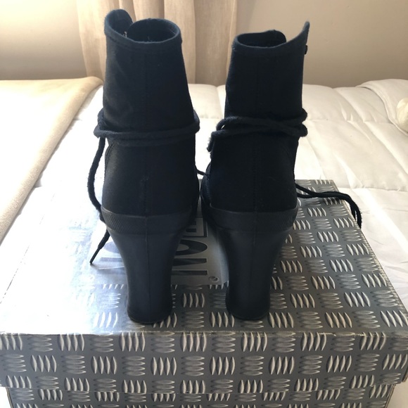 NoBox Black Heeled High-Top Sneaker Booties from the 1990’s. Size 37 - Picture 3 of 6